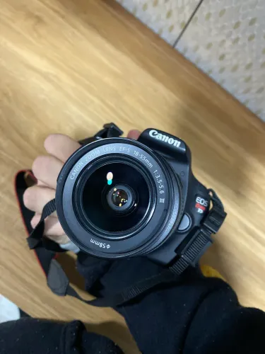 Câmera fotográfica Cânon 