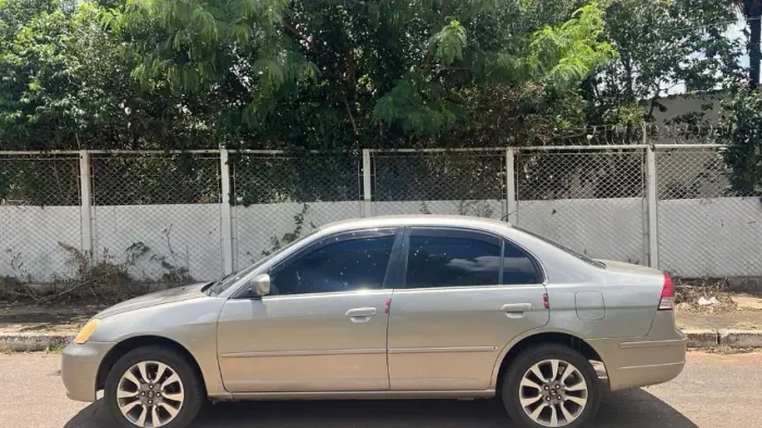 Honda Civic Sedan LX 1.7 16V 115cv Mec. 4P 2003