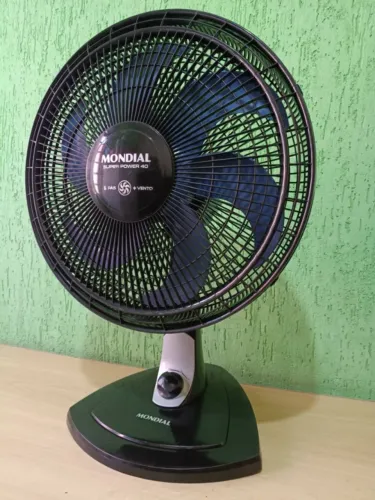 Ventilador Mondial 40 cm (Tamanho grande). Seminovo. Perfeito funcionamento.