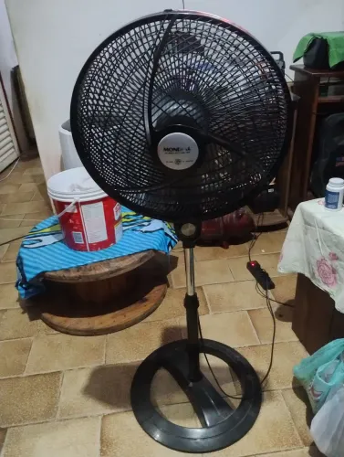 Vendo ventilador MONDIAL SUPER POWER 40 6 PÁS meu whatsapp *