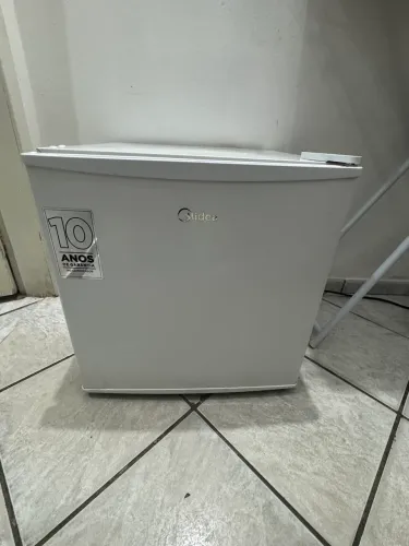 VENDO FRIGOBAR