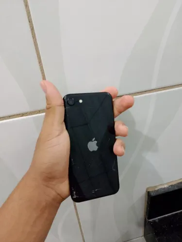 Vende se Iphone SE de segunda geração