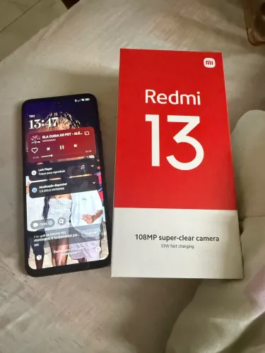 Telefone Redmi 13 perfeito estado 