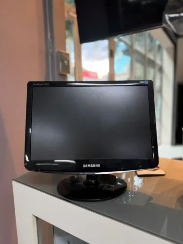 Monitor Samsung 17 polegadas
