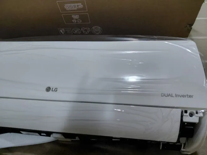 Central de ar novinha!LG dual inverter Al voice 9000 btus