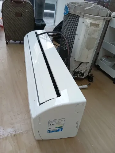 Vendo Ar Condicionado Midea 29000 BTUs