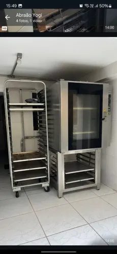 Forno de Bolos e Pães - Marca Prática - modelo E200