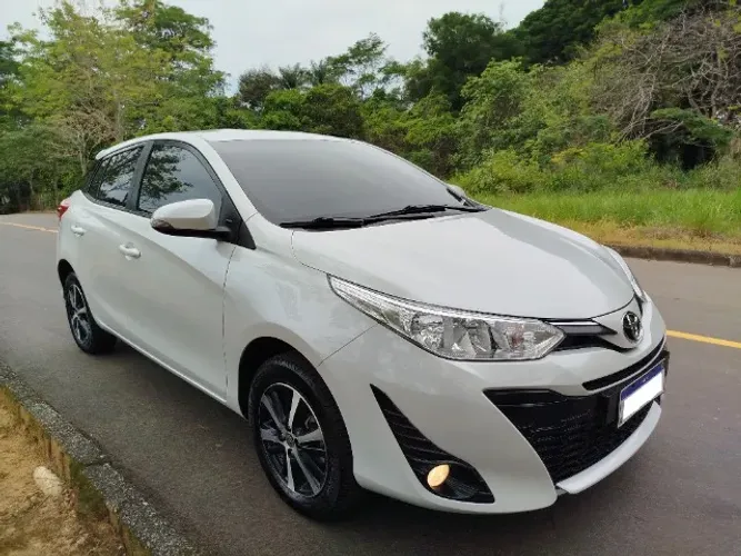 Toyota Yaris XS Connect 1.5 Flex 16V 5P AUT 2022