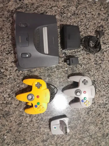 Nintendo 64 completo + 2 controles - Para Conserto