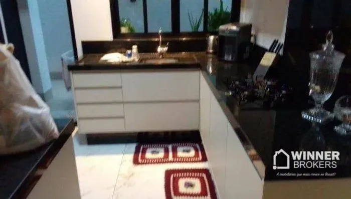 Casa com 3 dormitórios à venda, 250 m² por R$ 1.410.700,00 - Conjunto Habitacional Inocent
