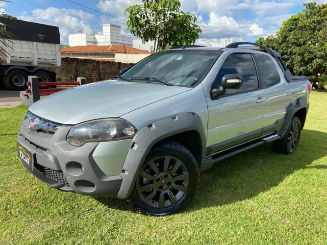 Fiat Strada Adventure1.8/ 1.8 Locker Flex CD 2017