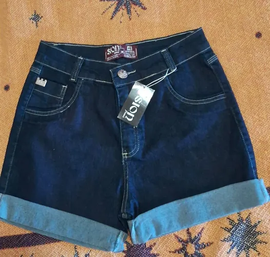 SHORTS JEANS ESCURO NOVO ( COM ETIQUETA) TAM 46 MAIS COMPRIDINHO, MUITO LINDO