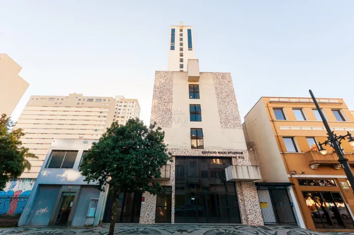 STUDIO com 1 dormitório para alugar por R$ 1.700,00 no bairro Centro - CURITIBA / PR