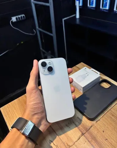 iPhone 15 128gb azul