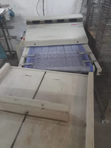 Curadora UV - GERMETEC