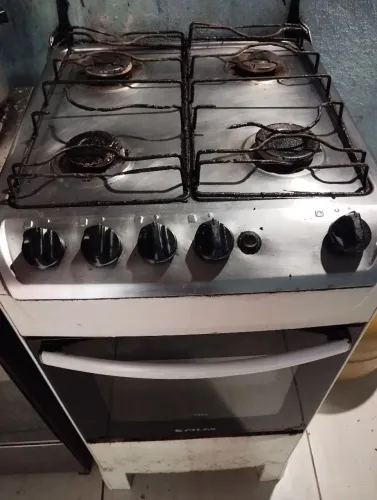 Vendo fogão