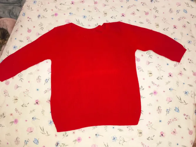 Blusa em trucô vermelho tamanho P/M
