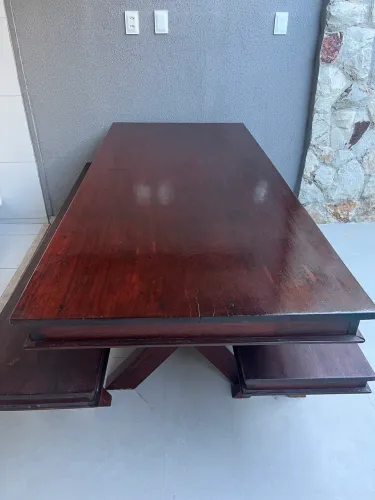 Mesa de jatobá madeira com bancos