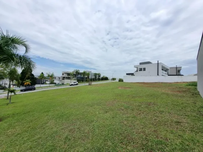 Terreno à venda, 583 m² por R$ 2.200.000,00 - Granja Viana - Carapicuíba/SP