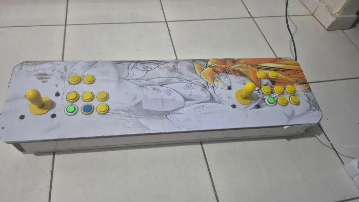 Vendo fliperama em excelente estado.