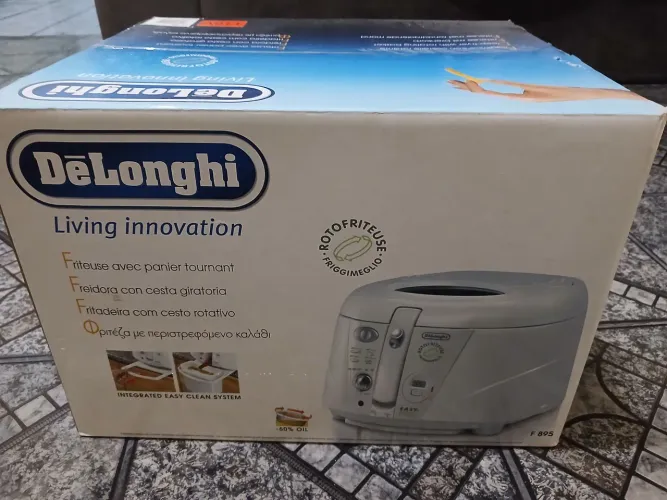 Fritadeira elétrica rotativa Delonghi 127v sem uso