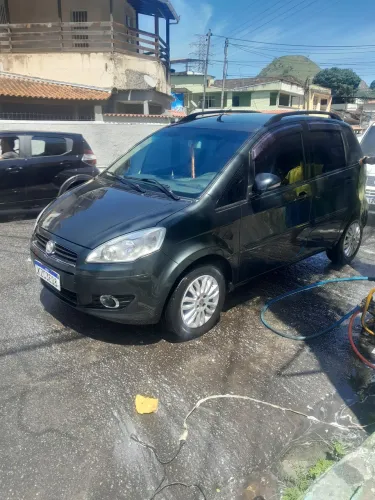 Fiat Idea Attractive 1.4 Fire Flex 8V 5P 2011
