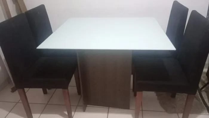 Conjunto 4 dadeiras