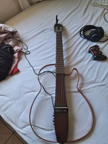 Violao feito por Luthier elétrica Giannini