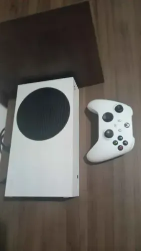 Xbox series s seminovo 512gb 2 anos de uso