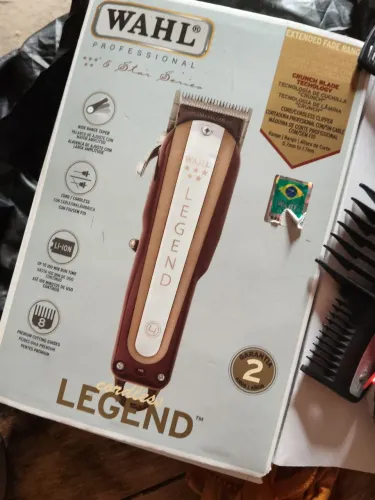 Máquina de cortar cabelo WAHL