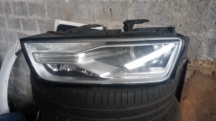 Farol audi q 3 original