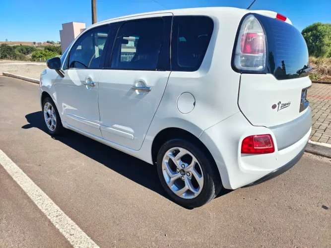 Citroen C3 Picasso Excl. 1.6 Flex 16V 5P Aut. 2015