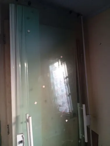 Porta de vidro pra loja