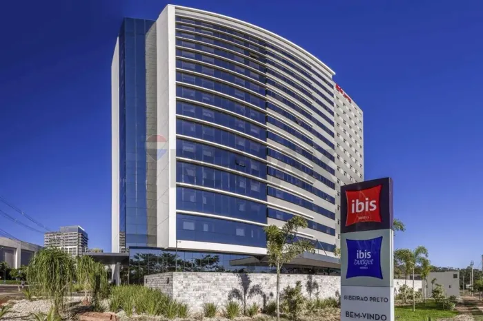 Apart Comercial à Venda no Ibis Budget | Vila do Golfe - 14m²