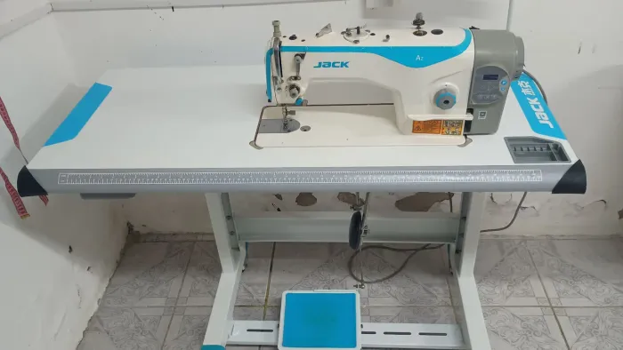 Máquina de costura Jack A2