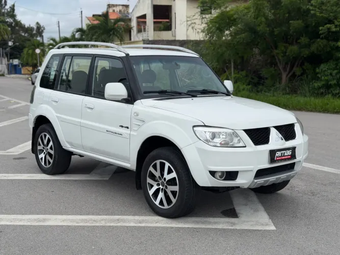 Mitsubishi Pajero TR4 2.0/ 2.0 Flex 16V 4X4 Aut. 2012