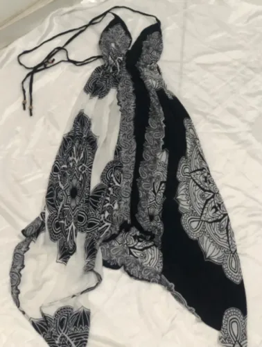 vestido indiano longo preto e branco tamanho único