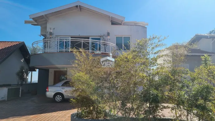 Casa em Condomínio de Luxo em Sousas, Campinas-SP: 3 quartos, 3 suítes, 3 salas, 4 banheir