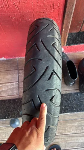 Pneu Pirelli Sport Demon