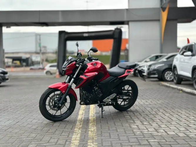 Yamaha FZ25 250 FAZER CONNECTED