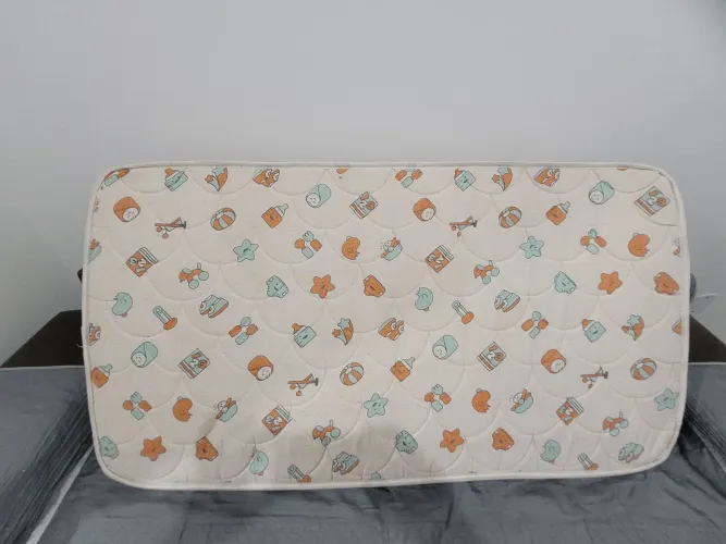 Colchão  para criança  novo  $60 chama no  zap *