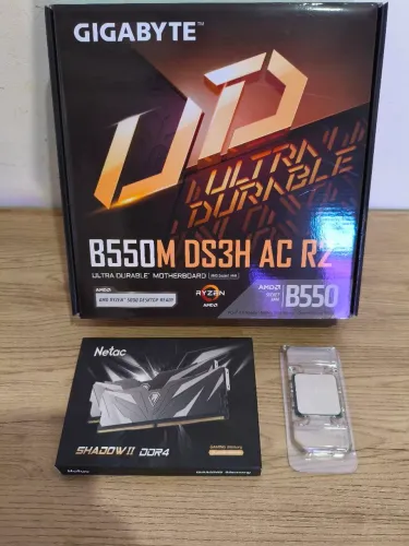 Kit Upgrade Ryzen 5 5500X3D + B550M Wi-Fi + 16GB DDR4 | novo com garantia