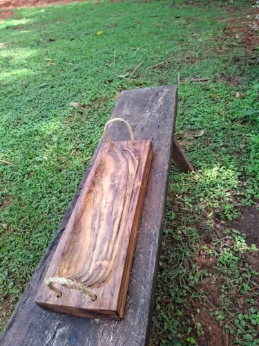 Petisqueira de madeira