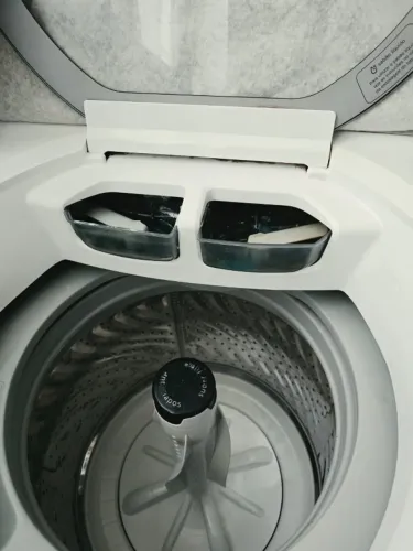 Vendo máquina lavar roupa Brastemp 12kg, sem batidas, sem defeito, semi nova