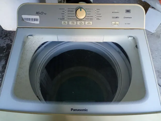 Vendo máquina Panasonic 16 kg e cesto inox