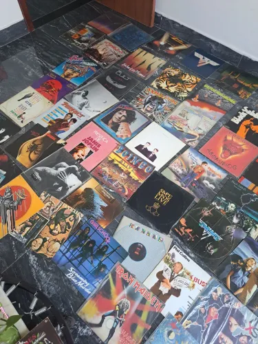 DISCOS DE MÚSICA ( BANDAS ANTIGAS)
