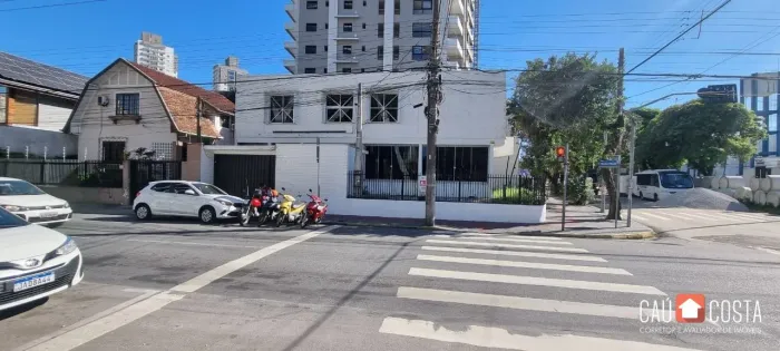 ITAJAí - Casa Comercial - Centro