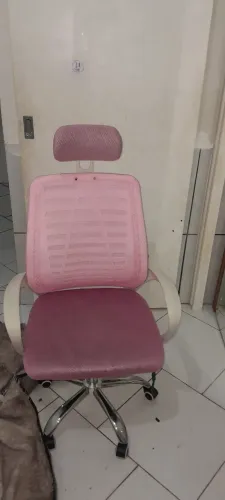 Cadeira de escritório rosa