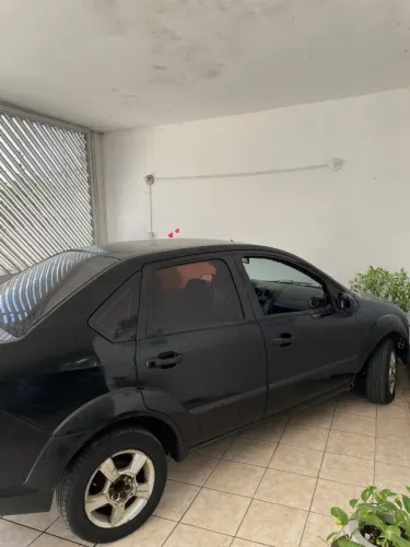 Ford Fiesta Sed. 1.6 8V Flex 4P 2006