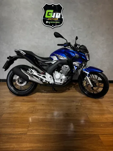 Honda CB 250F Twister 250 cc